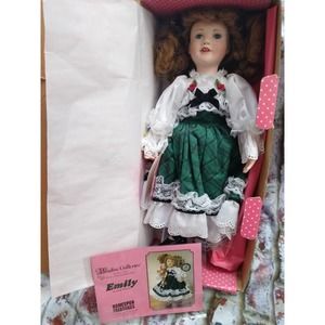 Vintage Paradise Galleries Emily